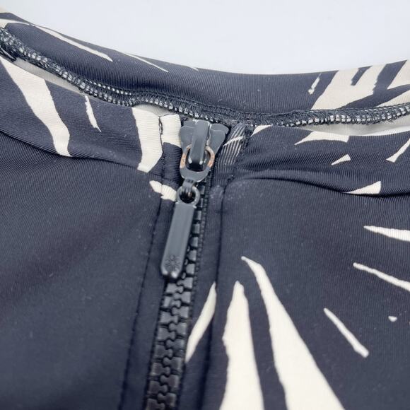 Trina Turk Lennox One Piece Swimsuit Long Sleeve Zip Rash Guard Paddle Suit XL - Picture 6 of 12